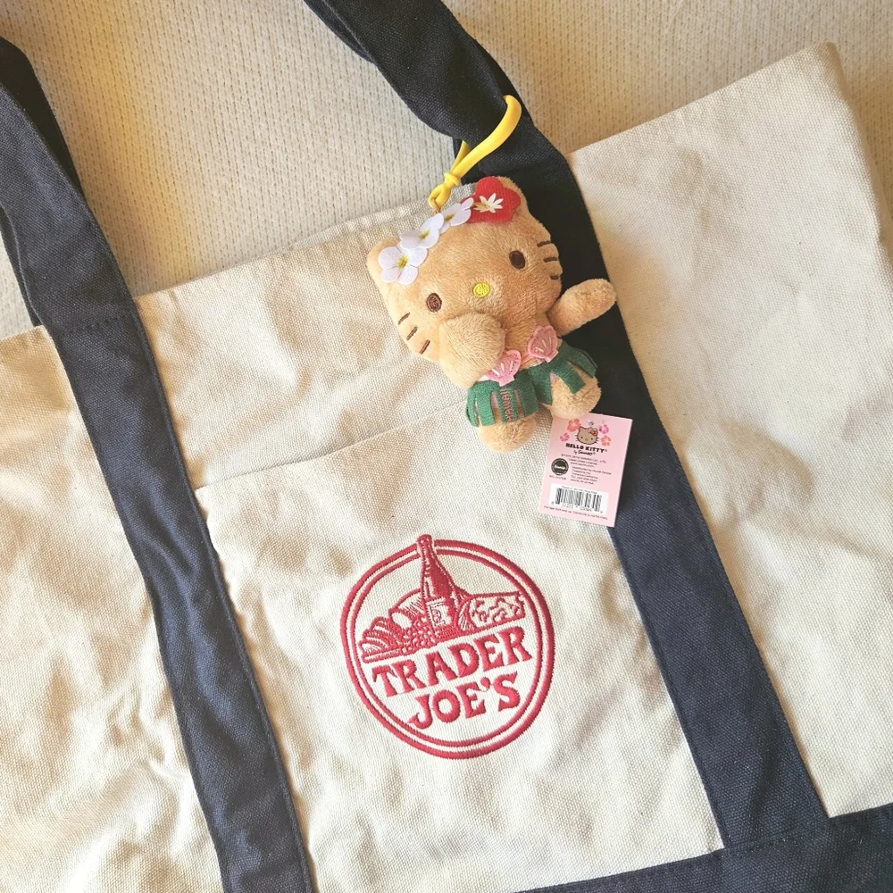 🌺✨️[NWT] Hello Kitty Hawaii Hula Dance Keychain | Bag charm | Plush - Picture 2 of 7